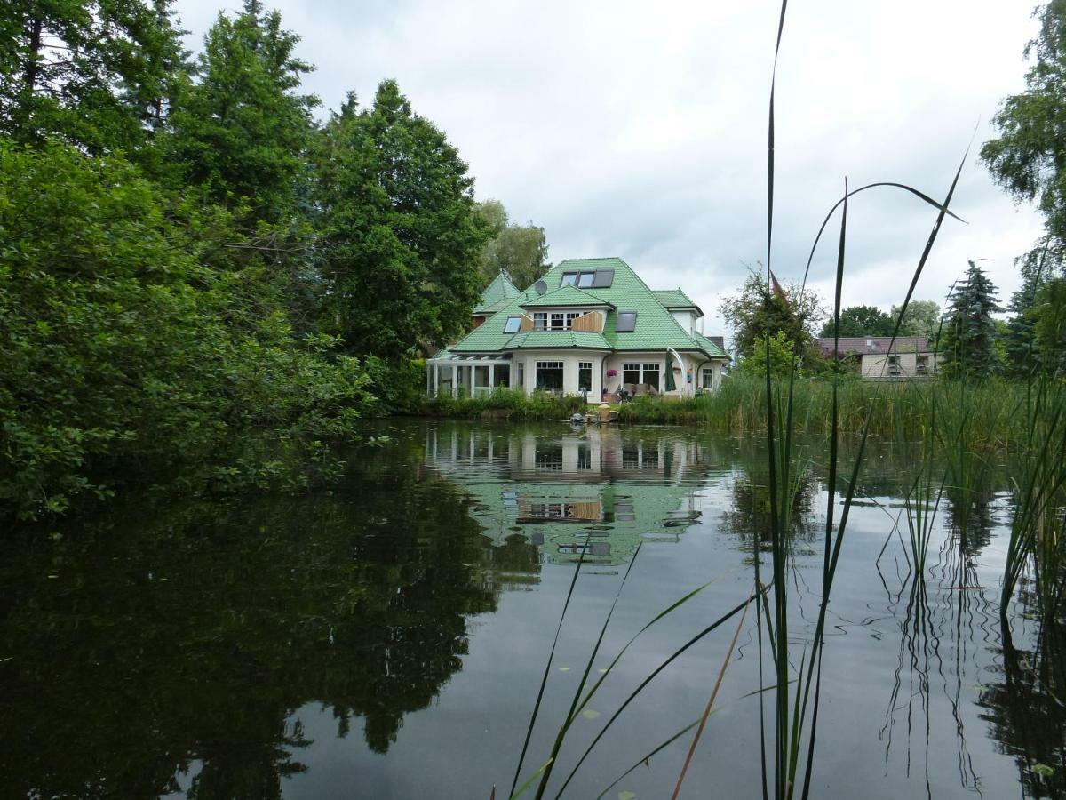 Moderne Maisonette-Wohnung Am Karpfenteich; Modern Apartment With View Of The Carp Pond Barmstedt ภายนอก รูปภาพ