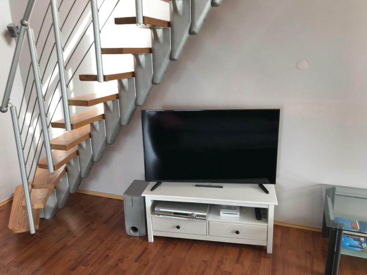 Moderne Maisonette-Wohnung Am Karpfenteich; Modern Apartment With View Of The Carp Pond Barmstedt ภายนอก รูปภาพ